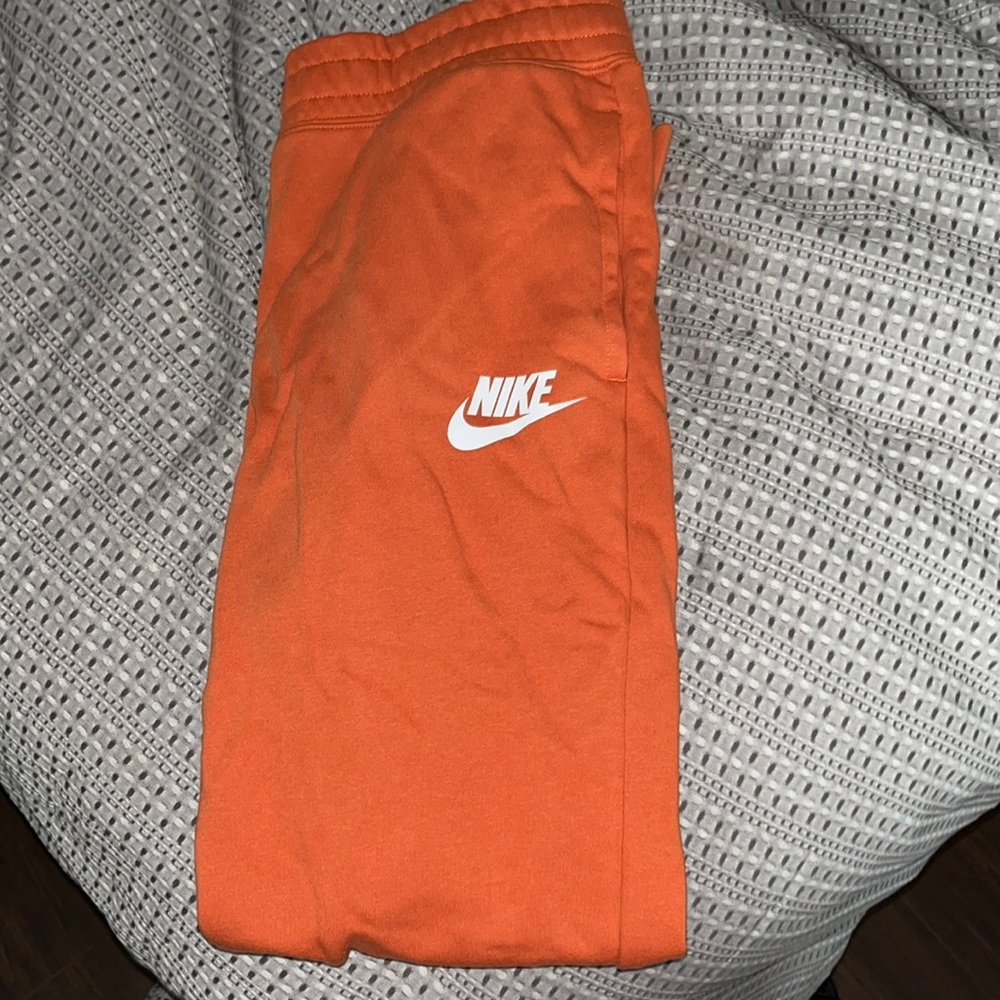 Girls Nike sweats
